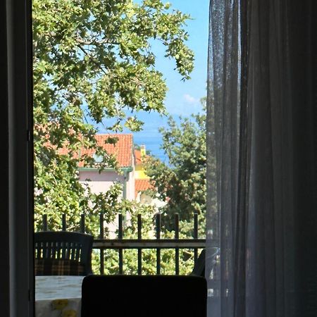 Apartmani Ana マリンスカ エクステリア 写真