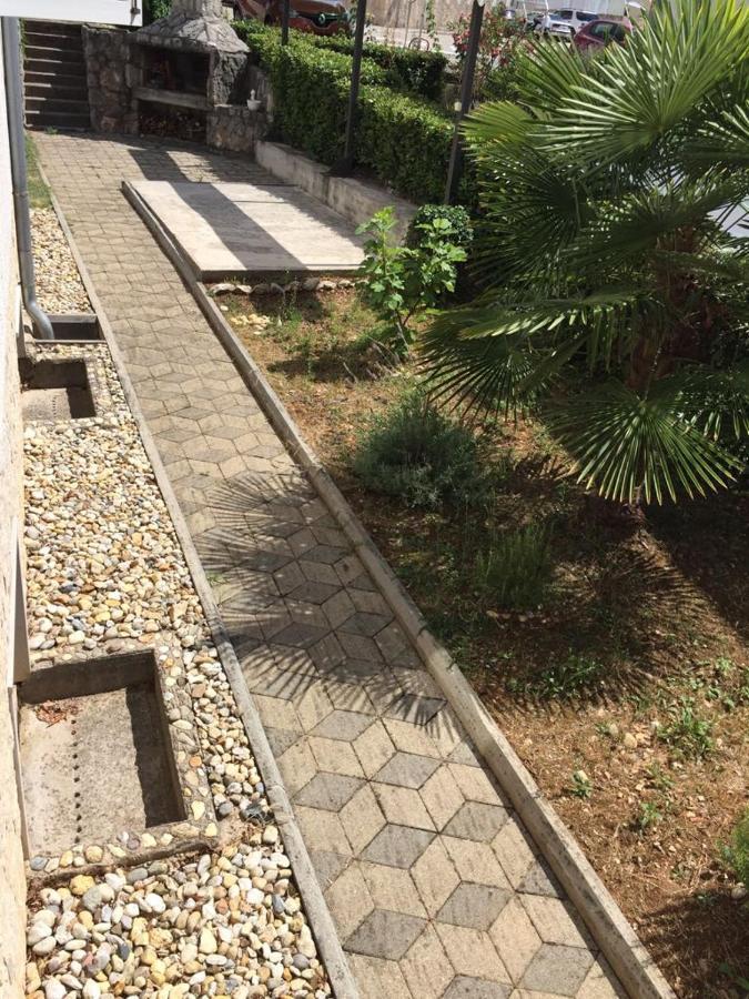 Apartmani Ana マリンスカ エクステリア 写真