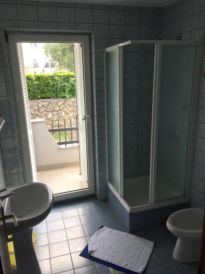 Apartmani Ana マリンスカ エクステリア 写真